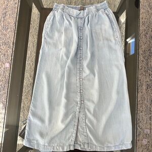 Light Blue Button-Down Denim Skirt